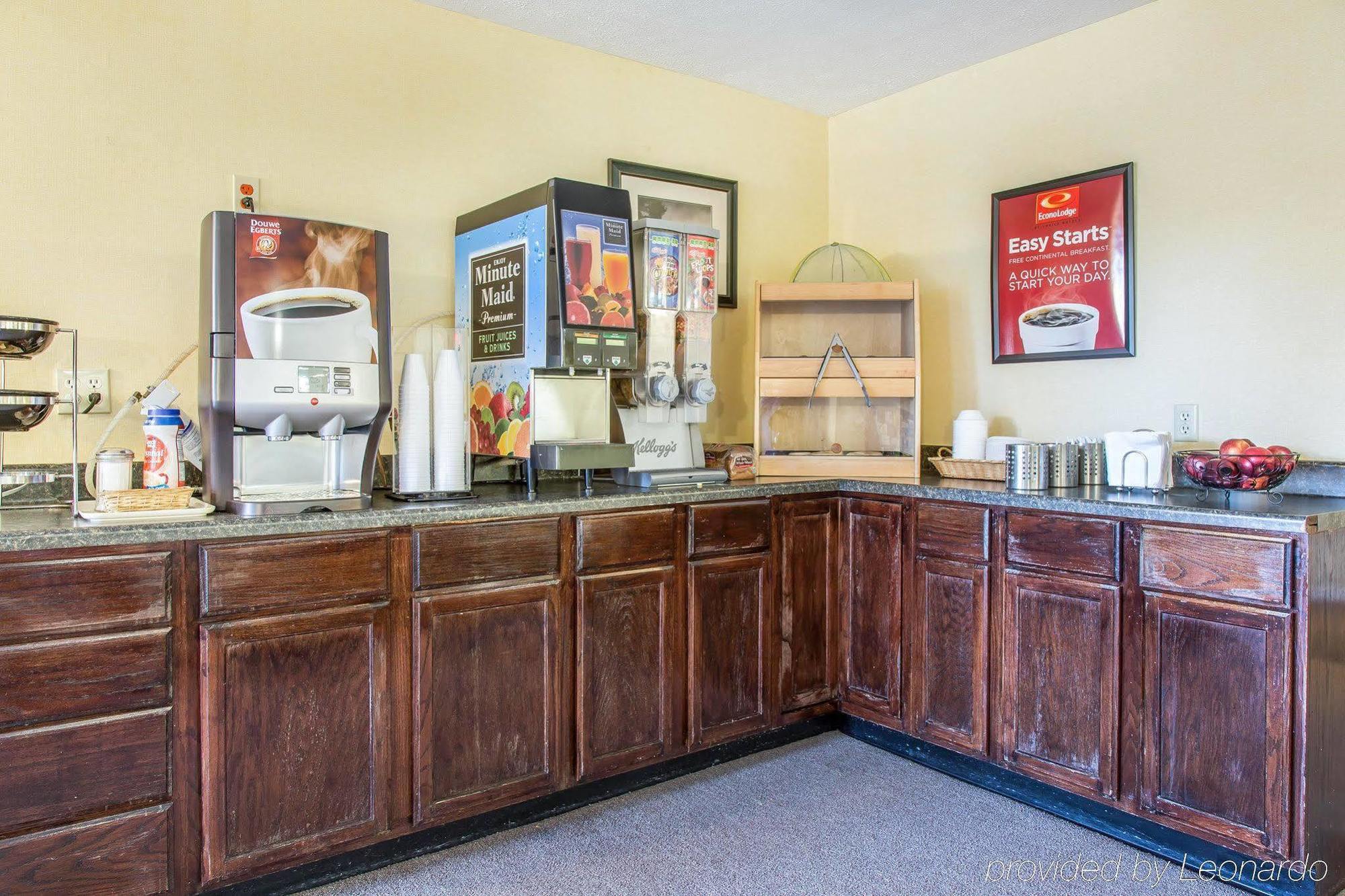 Econo Lodge Inn & Suites 格罗顿 外观 照片